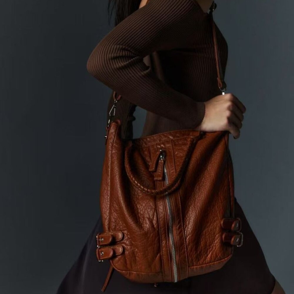 New Urban Outfitters Vertical Zip Tote Bag (New with tag)